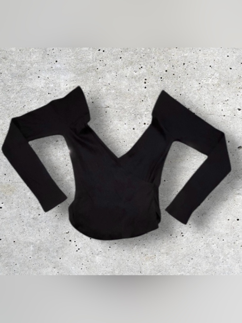 Project Social T Sample V-Neck Long Sleeve Top - Picture 1 of 9